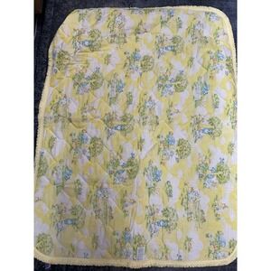 Vintage 1978 Dundee Yellow Bear Bunny Cat Mouse Quilted Baby Blanket 33" x 42"